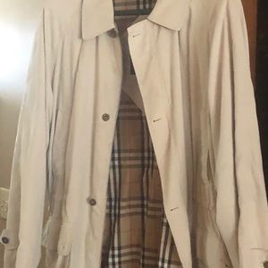 Burberry car coat XL premium condition